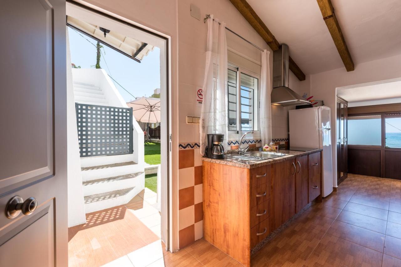 Apartamento A Pie De Playa Benajarafe Exterior photo
