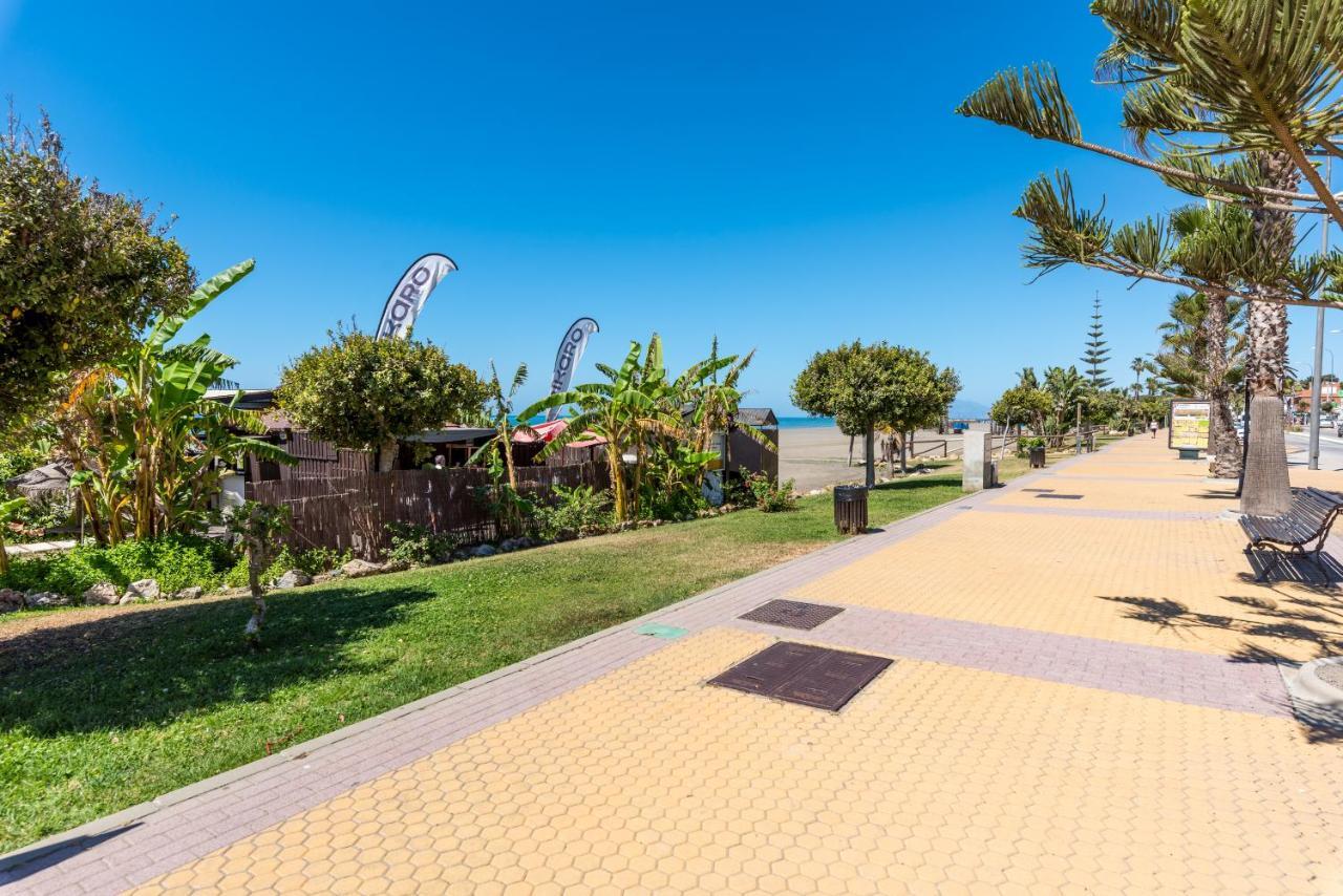 Apartamento A Pie De Playa Benajarafe Exterior photo